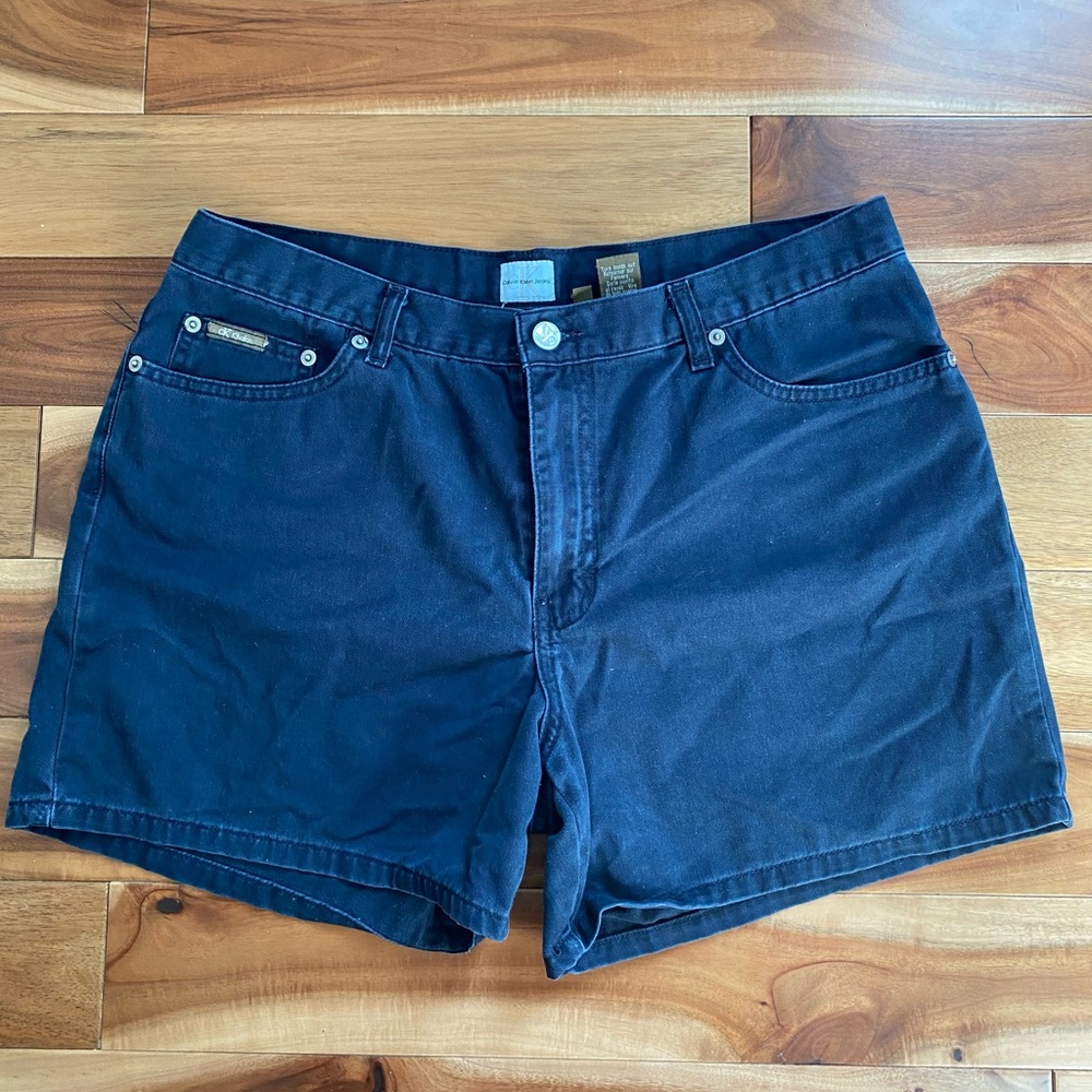Calvin Klein women’s khaki shorts